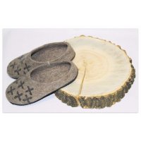 Войлочные домашние  тапочки (Крестовик)